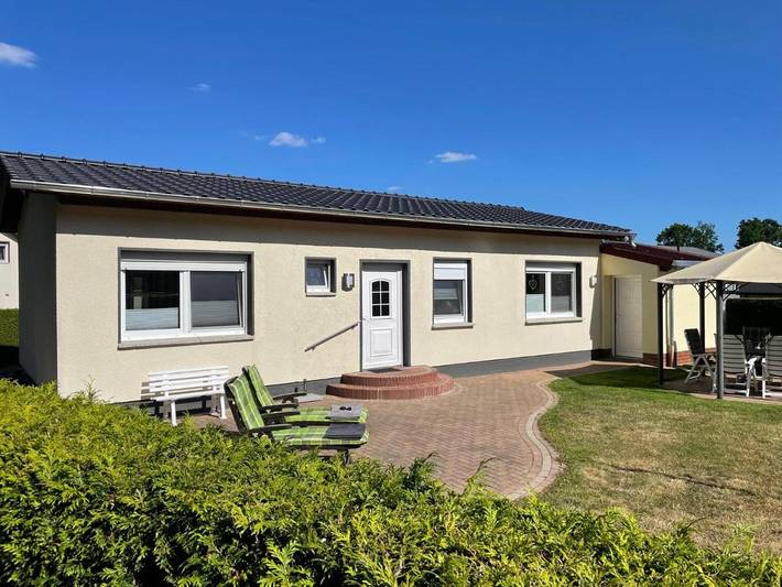 Ferienhaus für 6 Personen, mit Terrasse und Garten sowie Ausblick