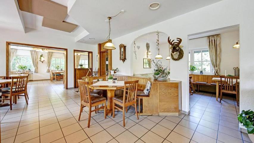 Landhaus am Rehwald - Doppelzimmer ohne Balkon in Schwäbisch Gmünd, Schwäbische Alb Radweg Region