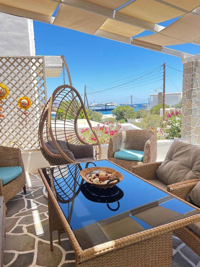 Aegean Star Hotel in Folégandros
