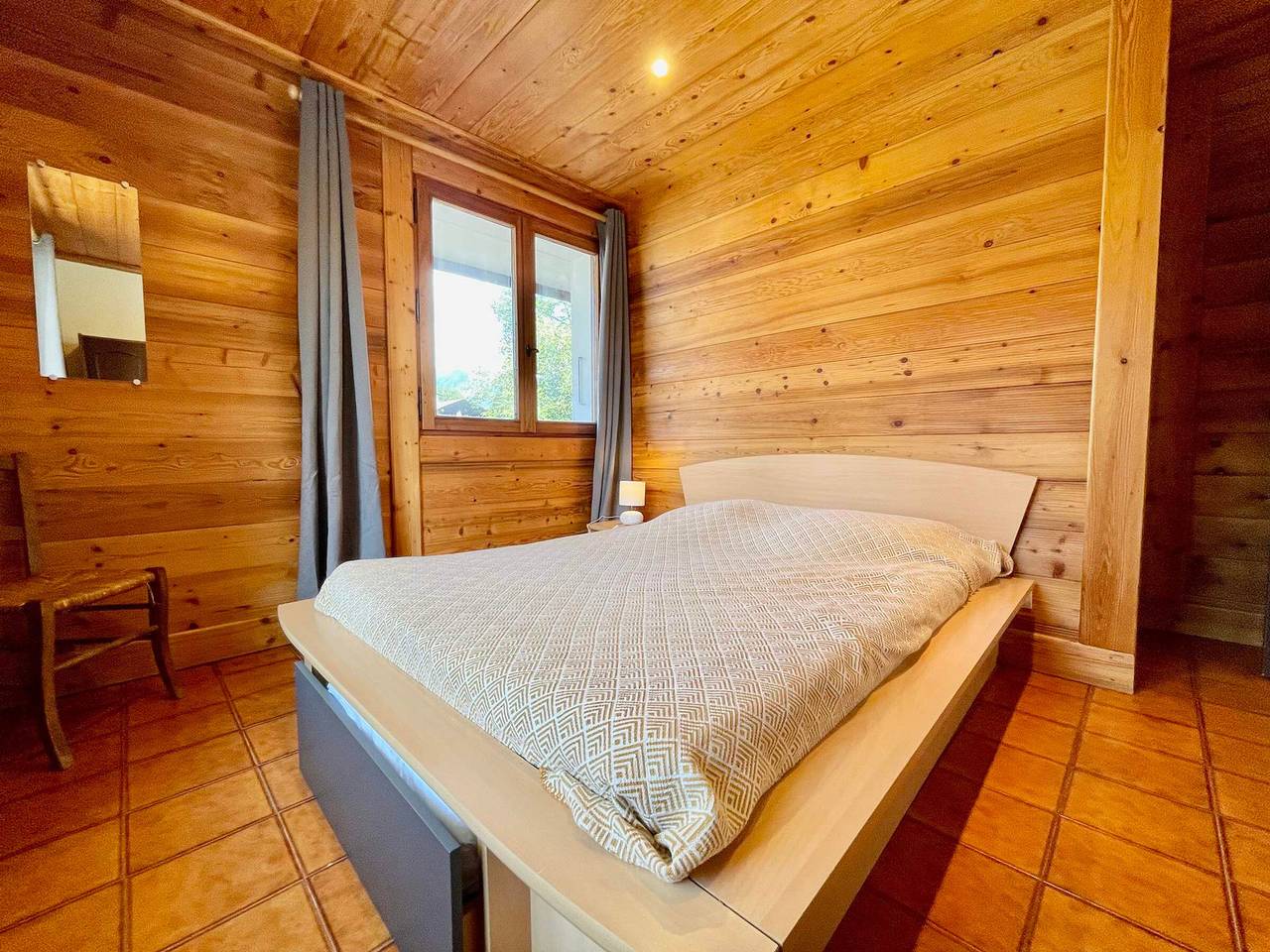 Apartamento entero, Apartamento acogedor, al pie de pistas, balcón, parking in Crest-Voland, Albertville region