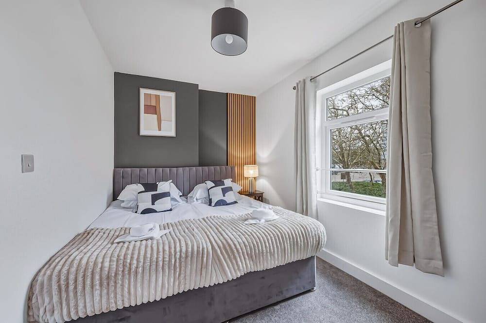 Contemporary House • Near the High Street • Free Parking • Fast Wifi  • Smart Tv  • Yoko Property in Milton Keynes, Südostengland