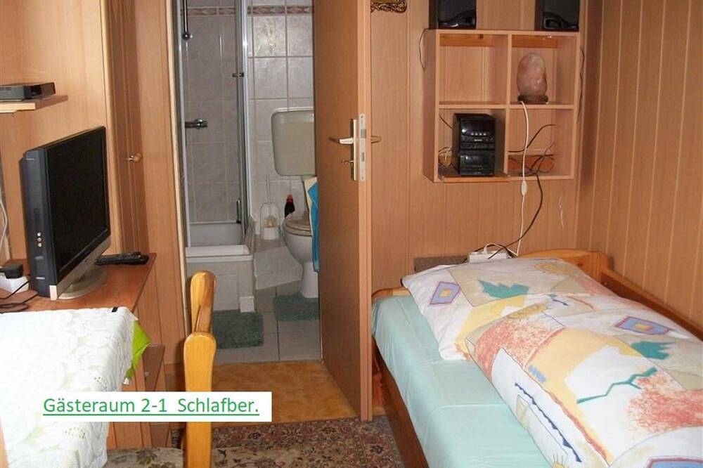 Einzelzimmer (Gr 2-1) - Haus Mellin in Neubrandenburg, Mecklenburgische Seenplatte
