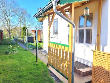 Ferienwohnung für 4 Personen, mit Terrasse und Garten sowie Sauna in Stralsund