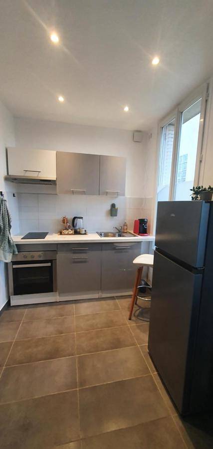 Appartement entier, Two-Bedroom Apartment in Villeneuve-le-Roi, Val-de-Marne
