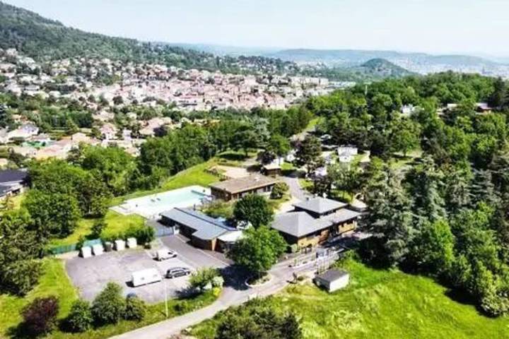 Mobil home pour 6 personnes à Ceyrat
