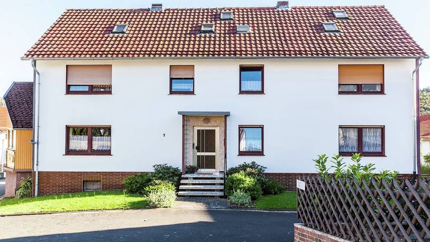 Ferienwohnung für 4 Personen, mit Garten und Balkon in Jesberg
