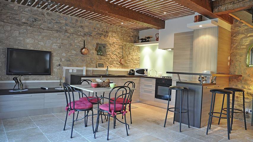 Ferienhaus für 4 Personen, mit Whirlpool und Pool in Aix-en-Provence - 2