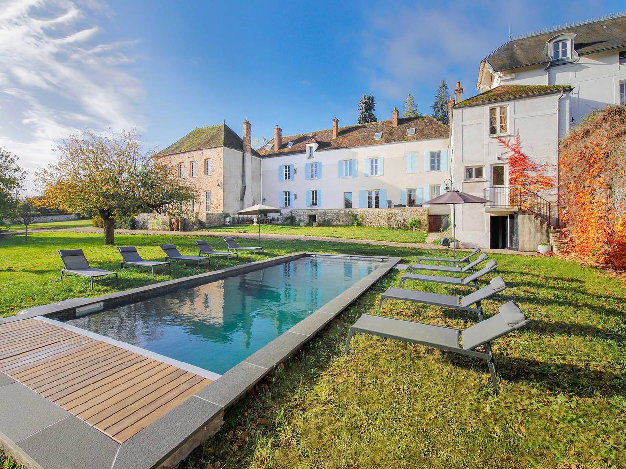 Hermosa mansión con piscina. in Villecerf, Sena y Marne