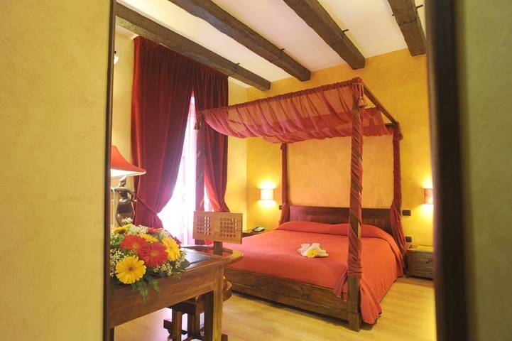 Chambre d’hôte pour 3 personnes, avec balcon et vue à Foggia - 3