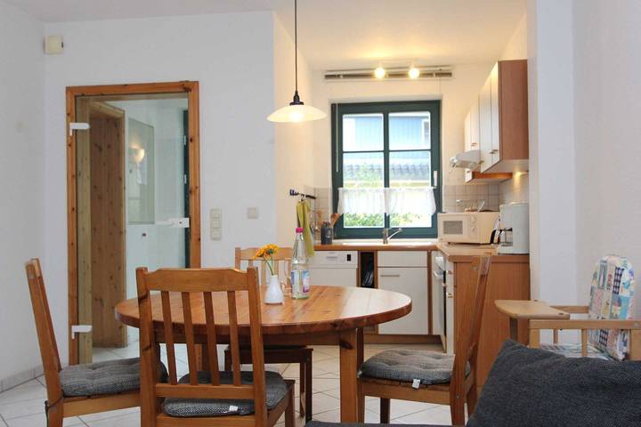 Ferienwohnung für 4 Personen, mit Balkon und Balkon/Terrasse in Prerow - 2