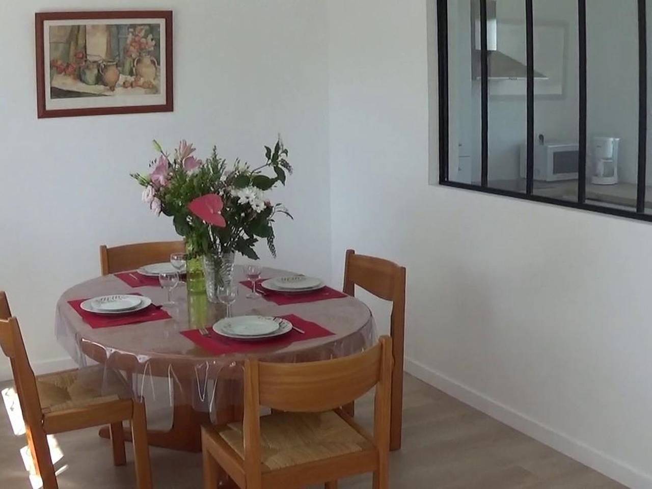 Maison rénovée avec vue sur la campagne, terrasse et jardin à Coutansouze in Coutansouze, Région de Montluçon