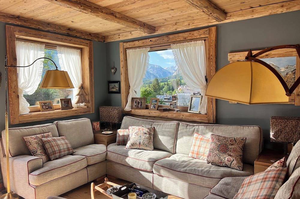 Ganze Wohnung, A suite in Cortina in Cortina d'Ampezzo, Dolomiti Superski