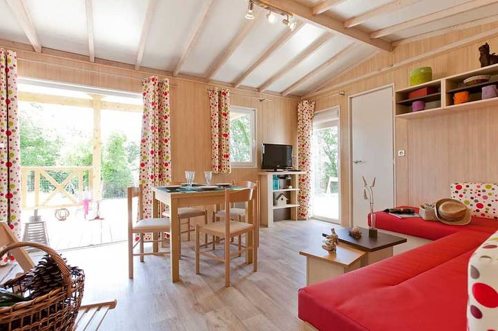 Gîte pour 4 personnes, avec jardin et piscine dans Lac du Jaunay - 2