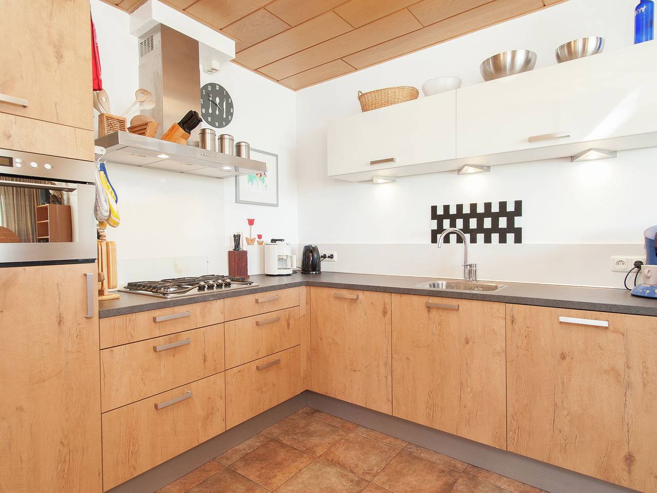 Vakantiehuis in Warns met eigen aanlegsteiger in IJsselmeer