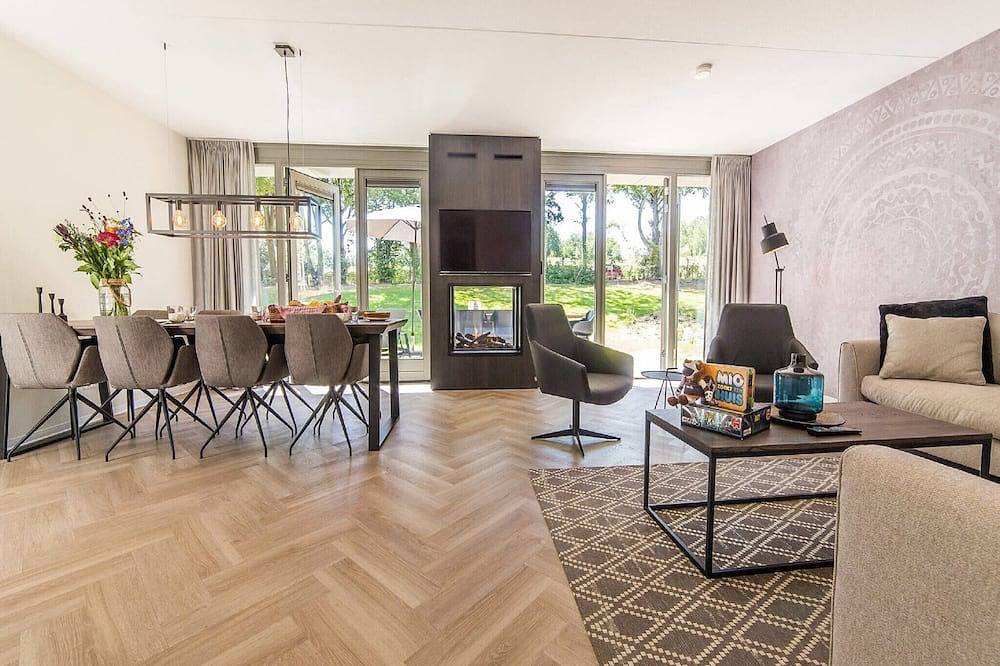Luxusvilla mit Innenpool in Maastricht, Hoge Kempen