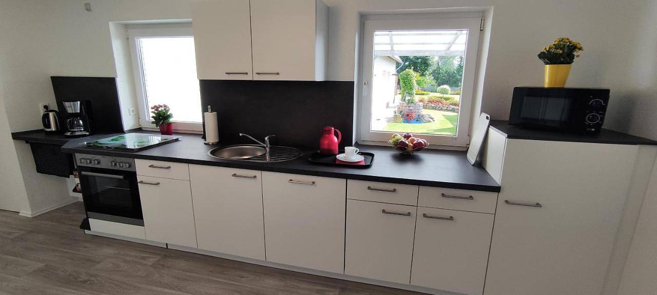 Ganze Wohnung, Apartment with Garden View in Adendorf, Nordheide