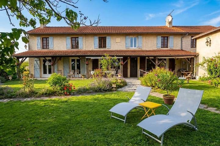 Location de vacances pour 7 personnes à Valdivienne