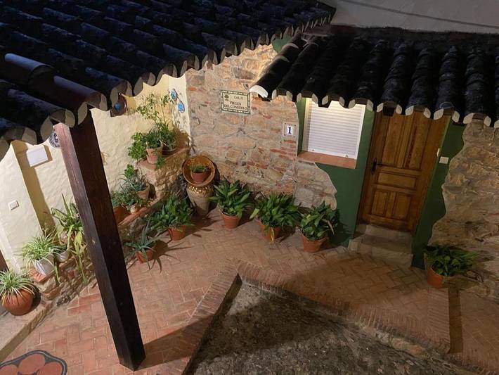 Casa rural, con Terraza además de Jardín y Vistas en Zorita - 3