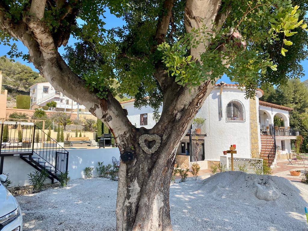 Apartamento vacacional entero, Apartamento de vacaciones para 4 personas con jardín in Alcalalí, Costa Blanca