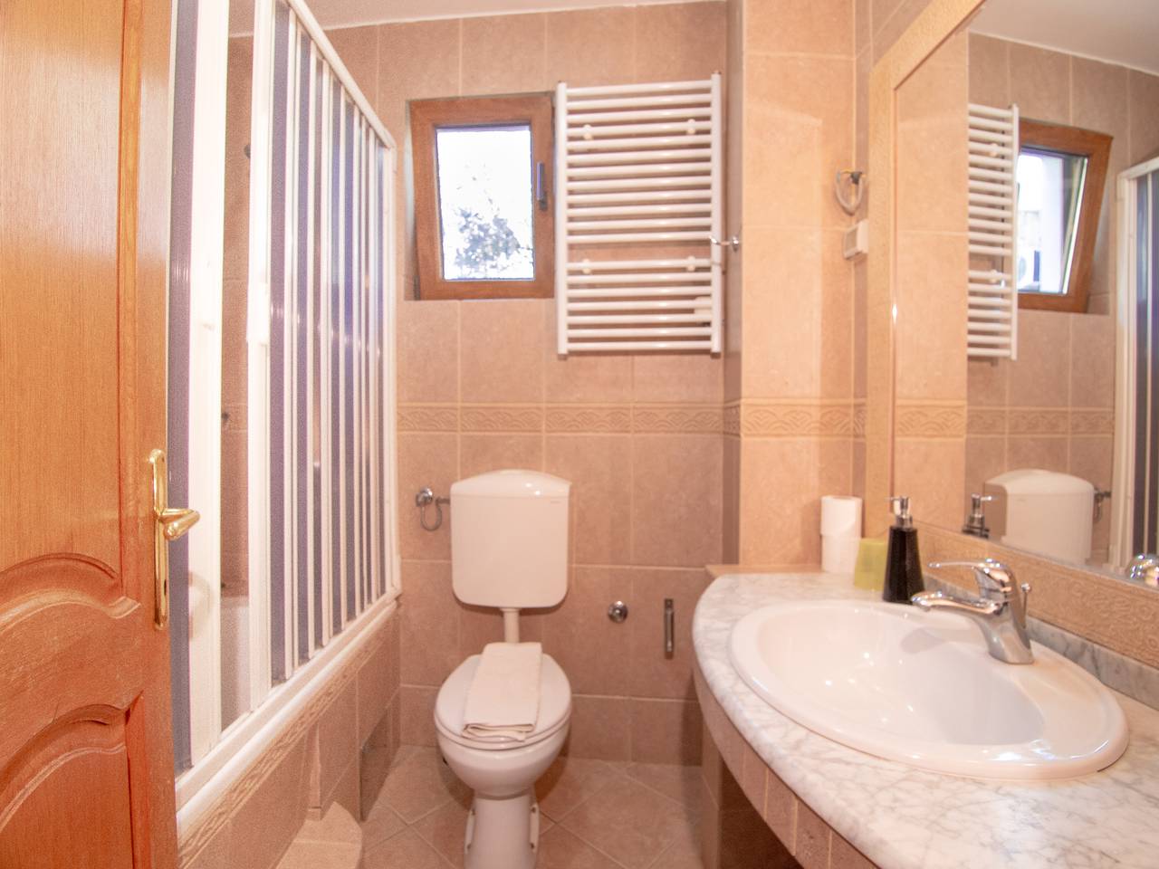 Auberge Levantin 1,3 Chambre N4 Côté Mer in Sveti Stefan, Municipalité de Budva