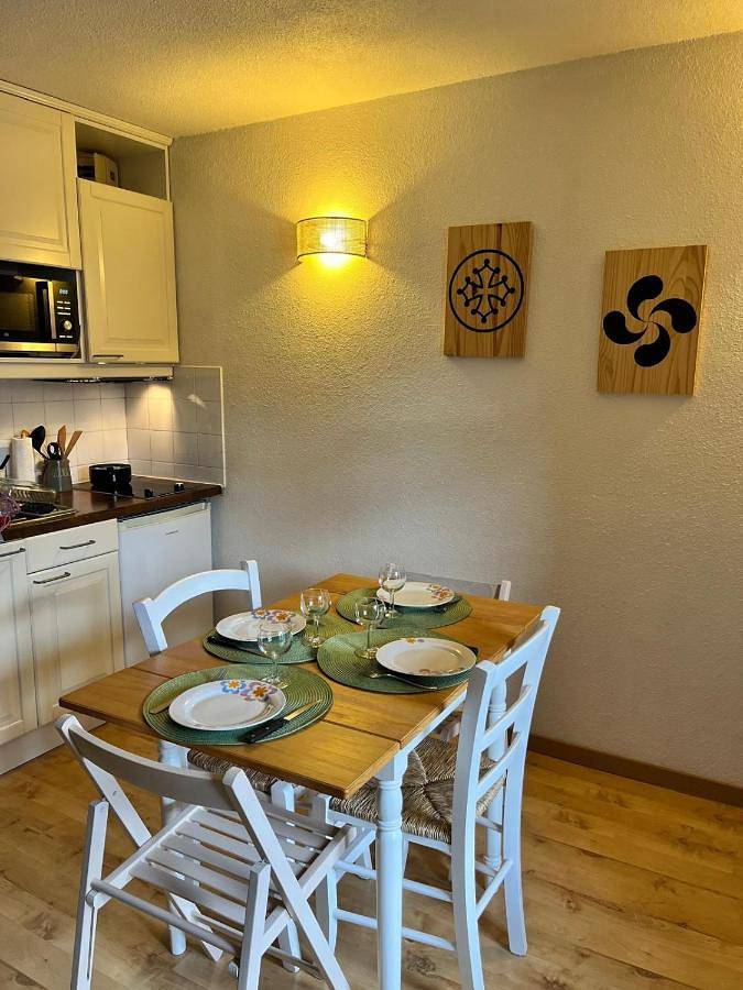Appartement entier, Two-Bedroom Apartment in Sainte Marie de Campan, Campan