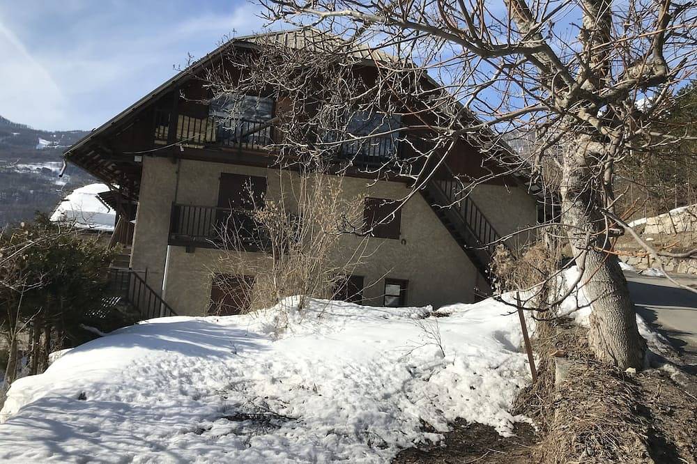 Appartement entier, Studio avec balcon dans maison Freinet in Vallouise, Parc national des Écrins