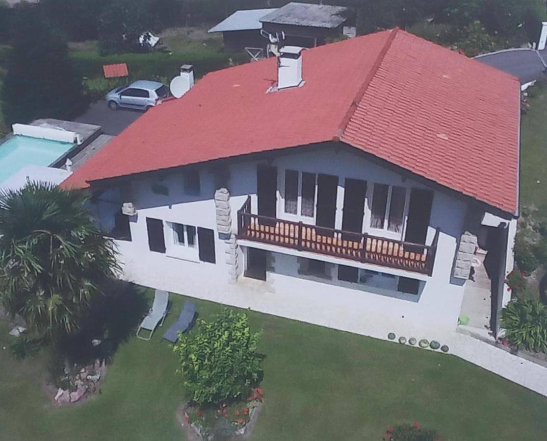 La Casita de Rose 26m2 climatisé proche plage Hendaye et frontière Parking privé Calme Jardin in Urrugne, Région de Bayonne