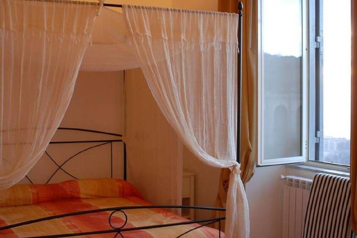 Appartement entier, Penthouse dans le centre de Ariccia, près de Rome avec terrasse panoramique in Ariccia, Parco Regionale dei Castelli Romani
