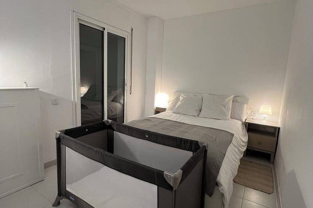 Apartamento entero, Acogedor patio interior (centro ciudad) in Sabadell, Interior de Barcelona