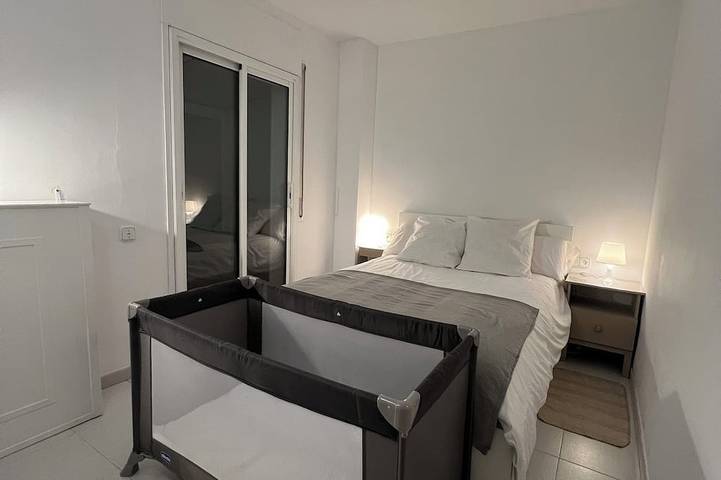 Appartement entier, Cozy inner courtyard (city center) in Sabadell, Barcelone l'intérieur des terres