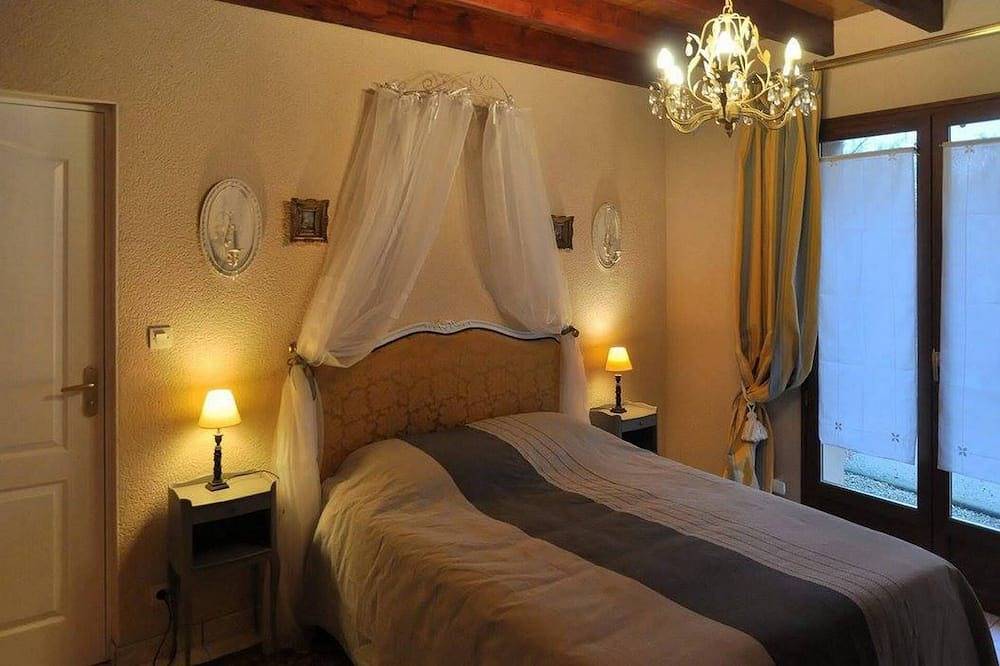 Gîte de charme en Sarthe, meublé de tourisme 3 étoiles in Ségrie, Sarthe
