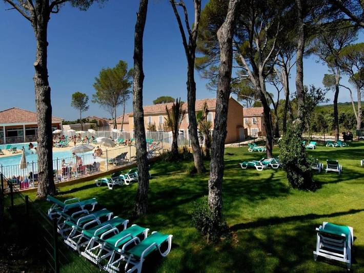 Maison de vacances pour 6 personnes, avec terrasse et piscine