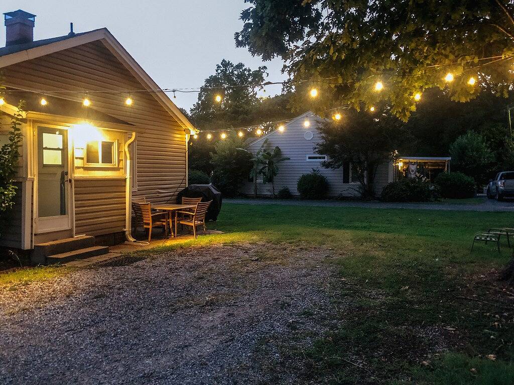 3Br on Main Street ★ Downtown Belmont ★ 5 Min Walk in Gaston County