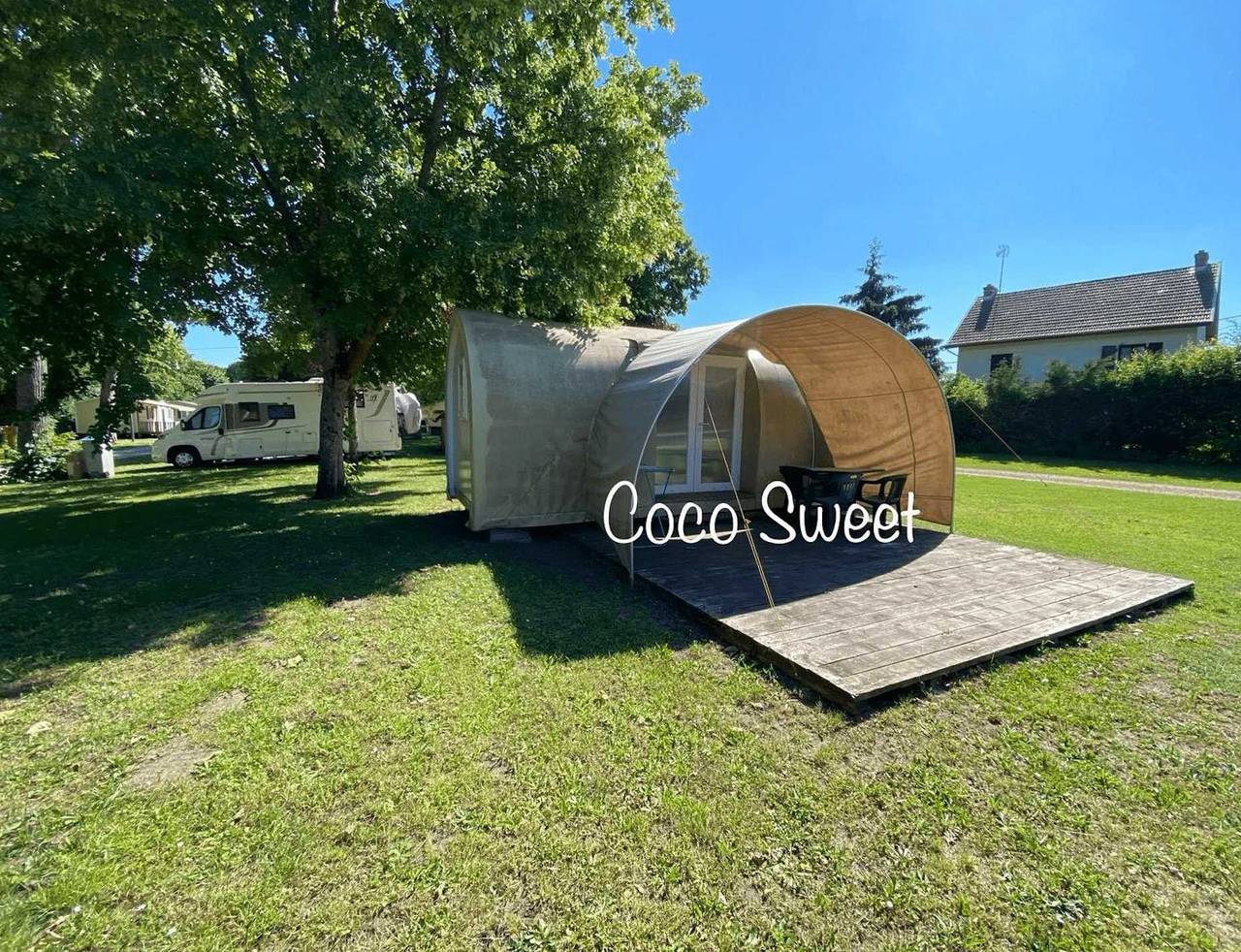 Camping 3 étoiles - efaicg in Athée, Région de Dijon