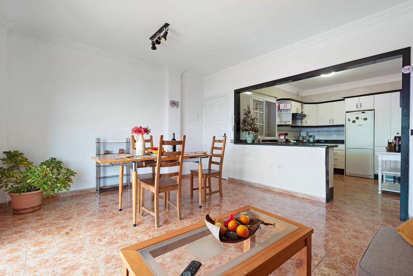 Appartement entier, Vacances 'Bonito' avec Vue sur la Mer, Terrasse Privée et Wi-Fi in El Burgado, Puerto de la Cruz