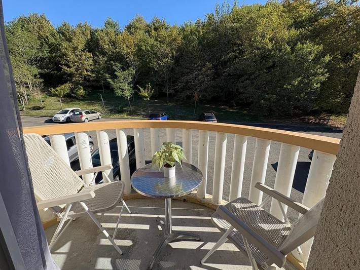 Gîte pour 2 personnes, avec vue ainsi que terrasse et sauna, animaux acceptés à Eugénie-les-Bains - 4