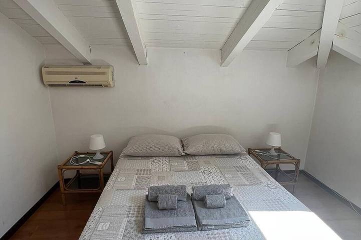 Entire apartment, 5 Minutes From The S. Lucia Train Station in Venice, Laguna di Venezia