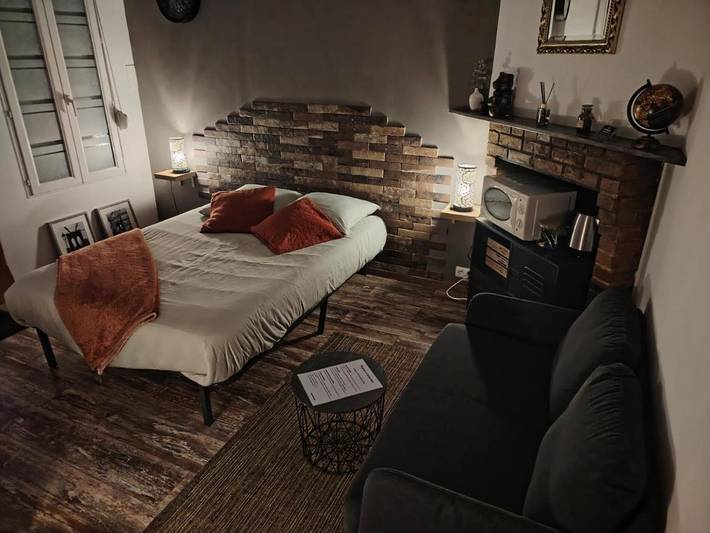 Gîte pour 2 personnes, avec jardin et piscine à Nançay - 2