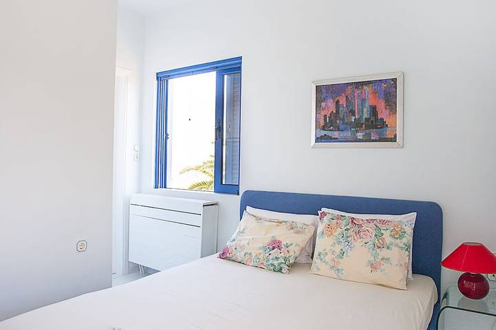 Splendida villa in una tranquilla posizione rurale con vista panoramica sul mare e vista sulla foresta in Sporadi