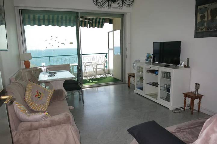 Gîte pour 3 personnes, avec balcon dans Plage Magnan - 4