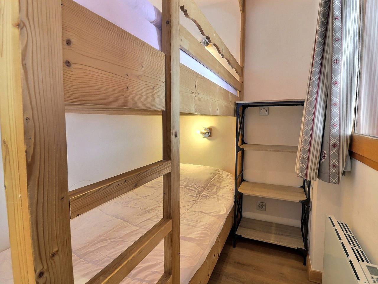 Studio entier, Studio Charmant sur Pistes, Animaux Bienvenus, Proche Commerces in Méribel-Mottaret, Les Allues