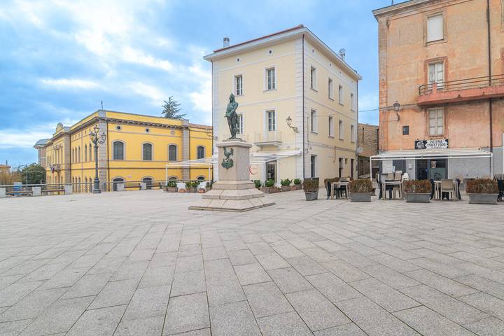 Hel enrumslägenhet, Comfort Triple Room with Private Courtyard and Air Conditioning in Calangianus, Olbia-Tempio