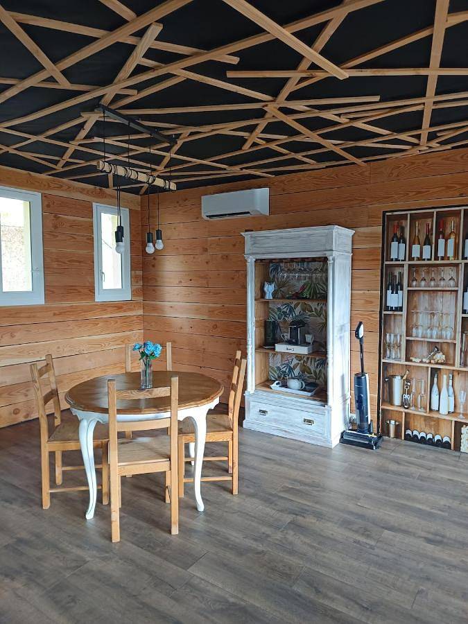Gîte pour 5 personnes, avec balcon et vue, animaux acceptés à Uzerche - 3