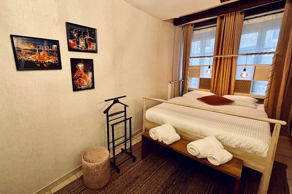 Maison de Ville de caractère avec terrasse, \"L'Aparté \". in Verdun (Municipalité), Verdun