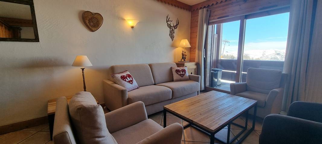 Gîte pour 8 personnes, avec balcon/terrasse et piscine dans Aime 2000 - 4