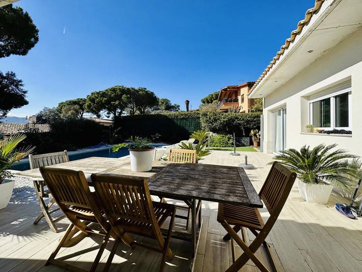 Casa rural para 8 personas, con jardín y terraza en Santa Cristina de Aro - 2