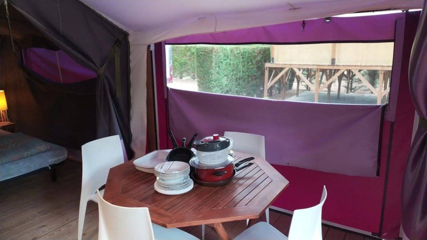 Camping 3 étoiles - Parc aquatique - eecfci in Saint-Maime, Parc naturel régional du Luberon