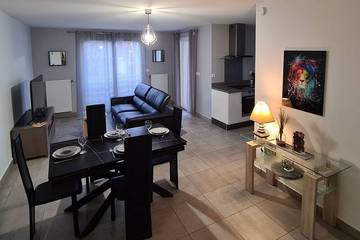Gîte pour 4 personnes, avec balcon à Chassieu