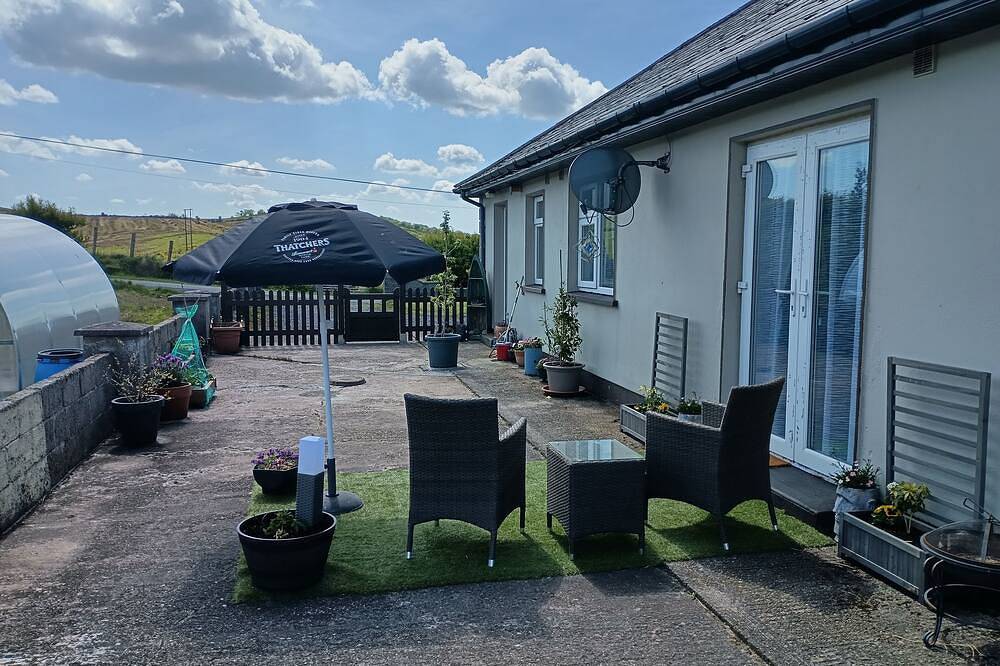 Elsa's Retreat,rural location, for peace and comfort in County Mayo