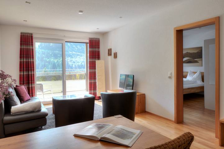 Ferienwohnung für 4 Personen, mit Balkon und Terrasse in Damüls - 3